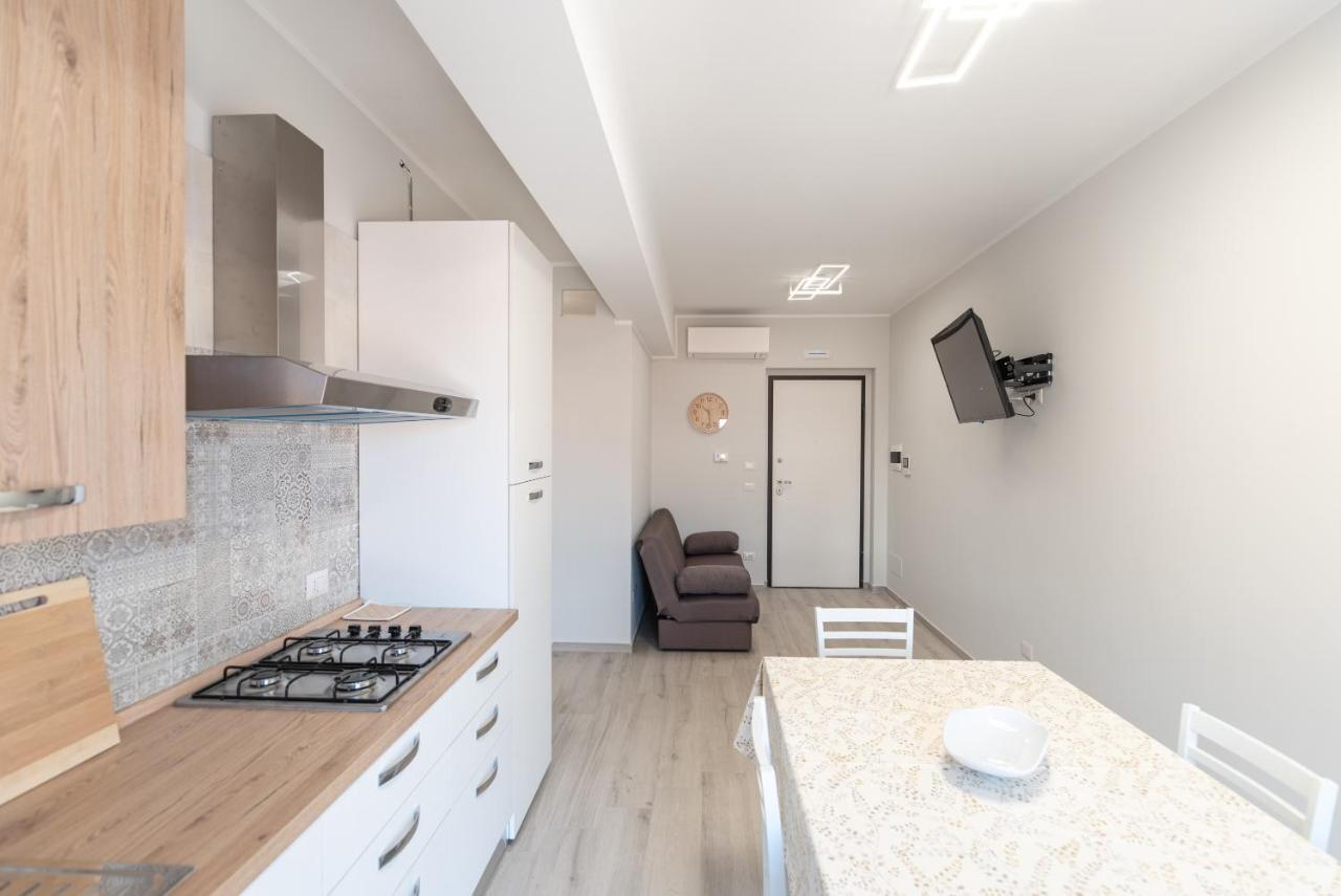 Appartamento Moderno In Centro Citta Sant'Agata di Militello Ngoại thất bức ảnh