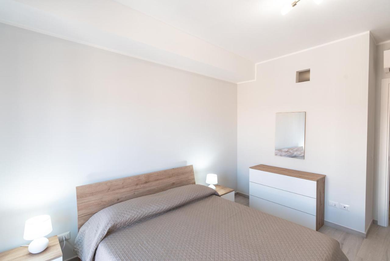 Appartamento Moderno In Centro Citta Sant'Agata di Militello Ngoại thất bức ảnh